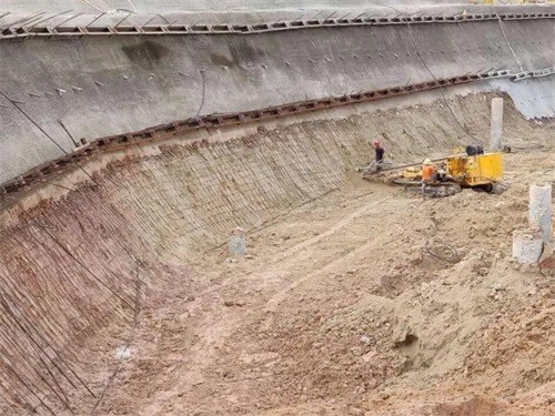 秦都基坑边坡加固